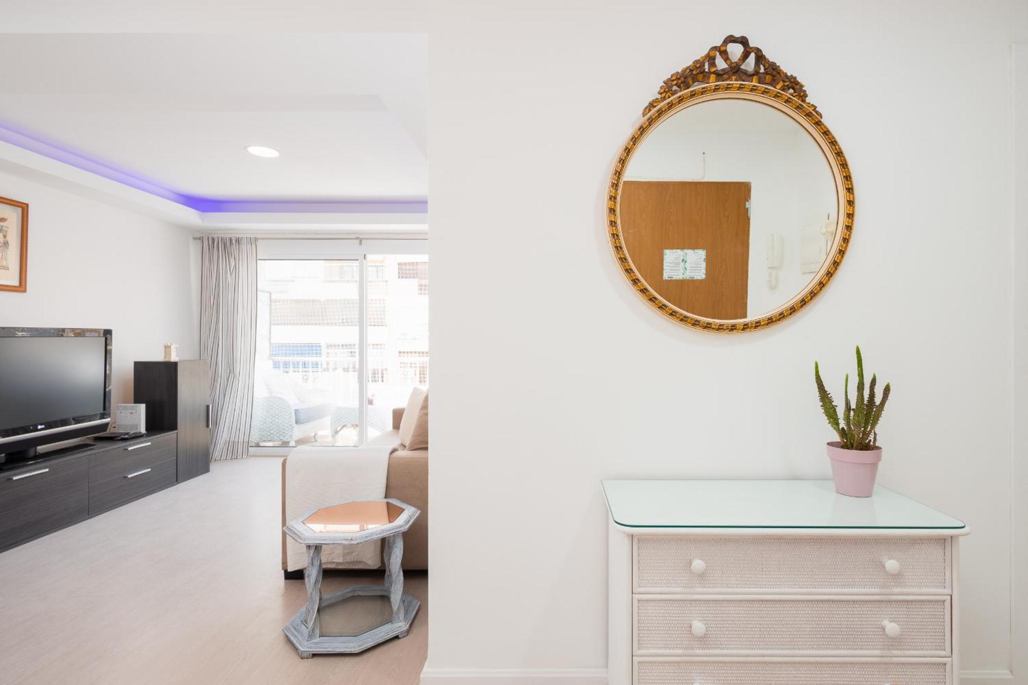 C34 Cosy 4 Bdr Close To Maria Zambrano Apartment *