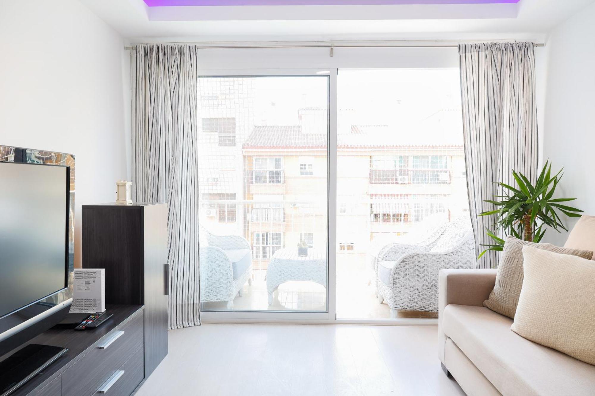 C34 Cosy 4 Bdr Close To Maria Zambrano Málaga