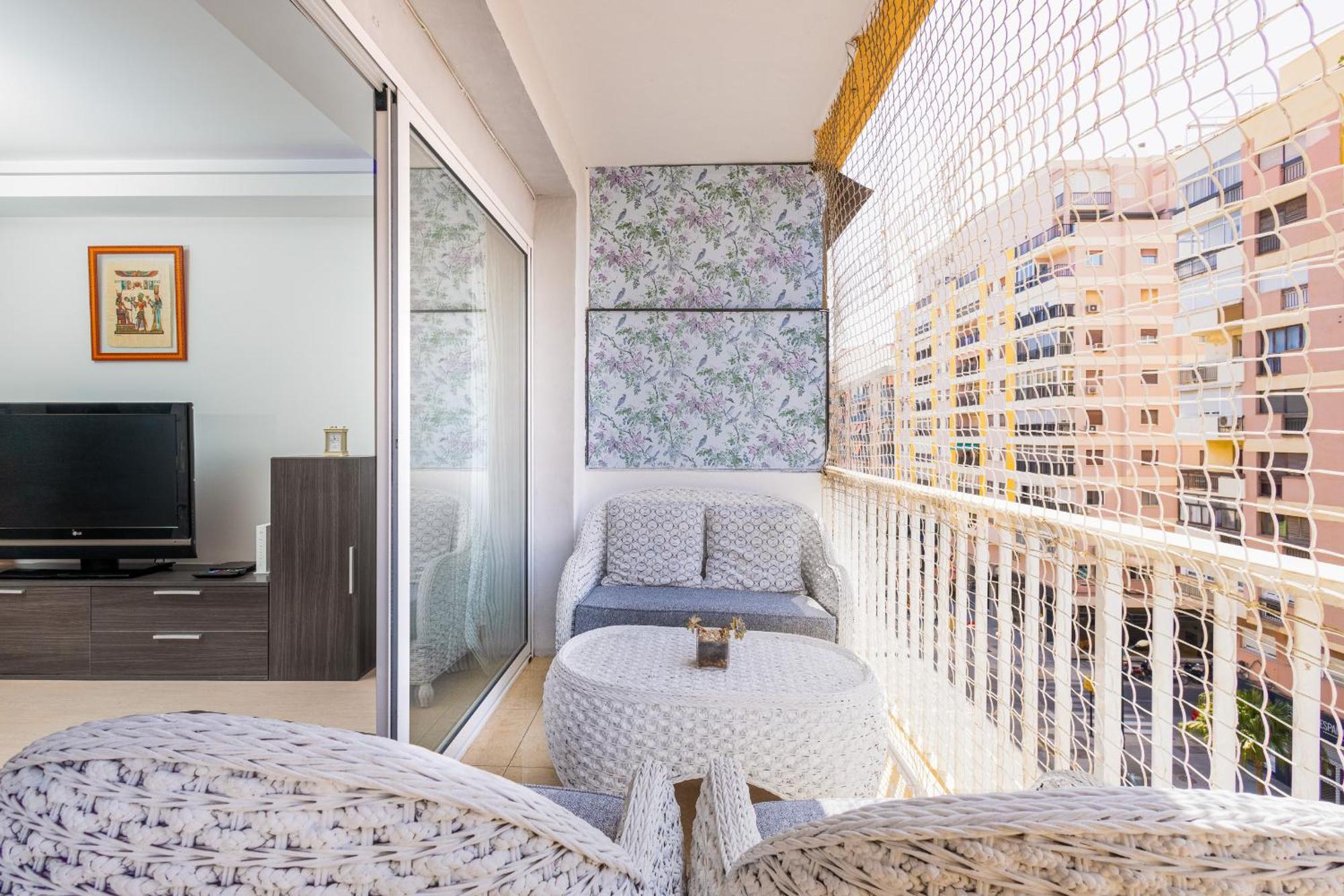 Apartment C34 Cosy 4 Bdr Close To Maria Zambrano *